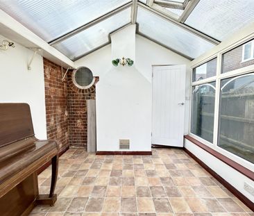 1 Bedroom Room To Let - Photo 2