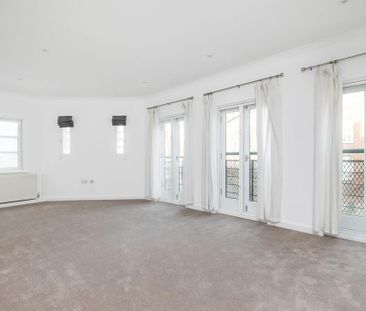 2 bedroom duplex to rent - Photo 3