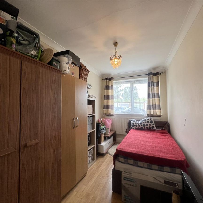 2 Bedroom Flat To Let - Photo 1