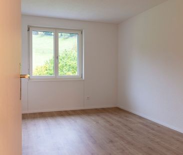 Modern 5.5-room apartment in Schötz - Photo 2