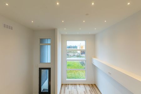 For Lease - 3706 Quayside Drive, Severn, Ontario - Photo 2