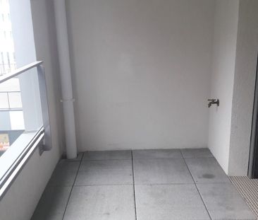 location Appartement T2 DE 42m² À VELIZY-VILLACOUBLAY - Photo 3