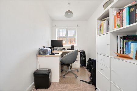 2 bedroom terraced house to rent - Photo 4