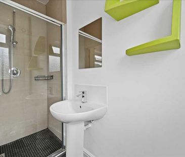 3 bedroom maisonette to rent - Photo 5
