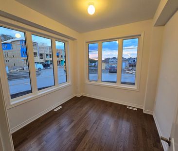 For Lease - 60 McGowan Drive, Whitby, Ontario - Photo 4