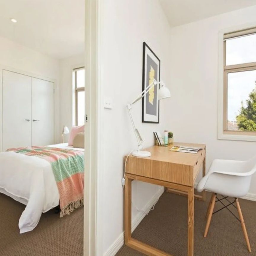 Unit 1/393 Nepean Highway, Mordialloc. - Photo 1