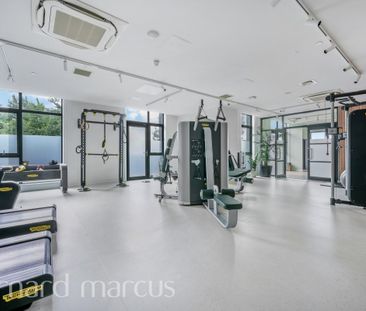 Sutton Court Road - Photo 1