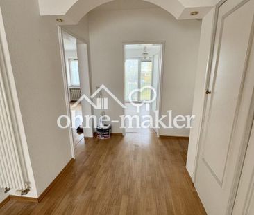 Renovierte 2 Zi-Wohnung in Top-Lage | Balkon, neue EBK uvm. - Foto 1
