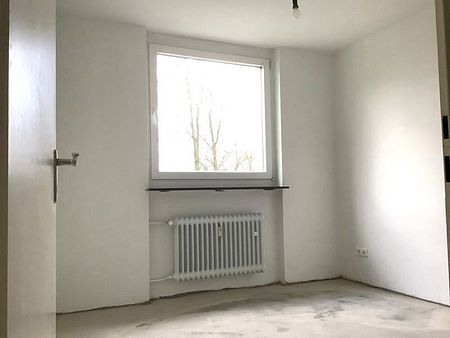 Helle 2,5-Zimmer-Wohnung mit Tageslichtbad und Balkon / Freifinanziert - Photo 3