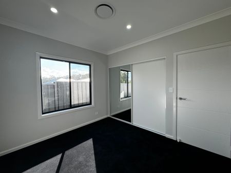 Convenient Living in Morisset - Photo 2