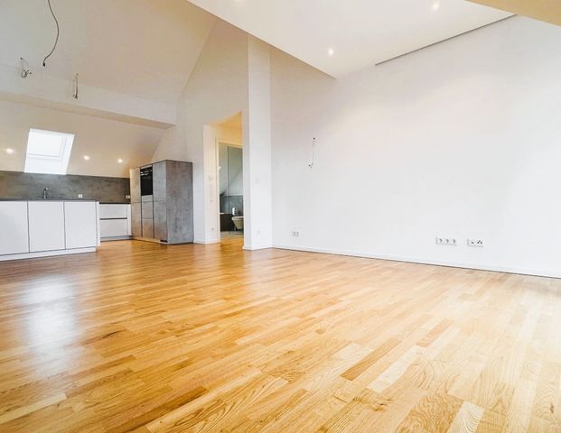 Hochwertig und großzügig:Dachterrassen-Whg mit allem was das Herz begehrt! - Foto 1