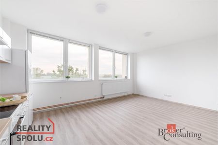 Pronájem bytu 1+kk a garsoniéry 34 m², Mlékojedy - Photo 5