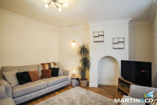2 bedroom terraced house to rent - Photo 1