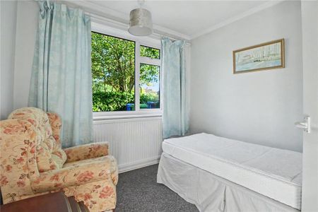 3 bedroom bungalow to rent - Photo 2