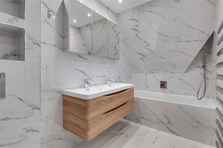 3 bedroom apartment to rent - Photo 3