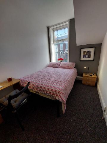 4 bedroom house share to rent - Photo 4