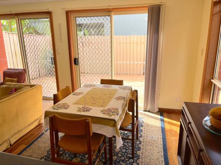 Summer Hill - Photo 4
