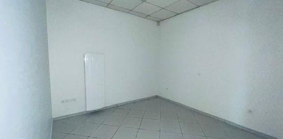 Location Appartement 2 pièces 47m² MONTRICHARD VAL DE CHER 41400 - Photo 2