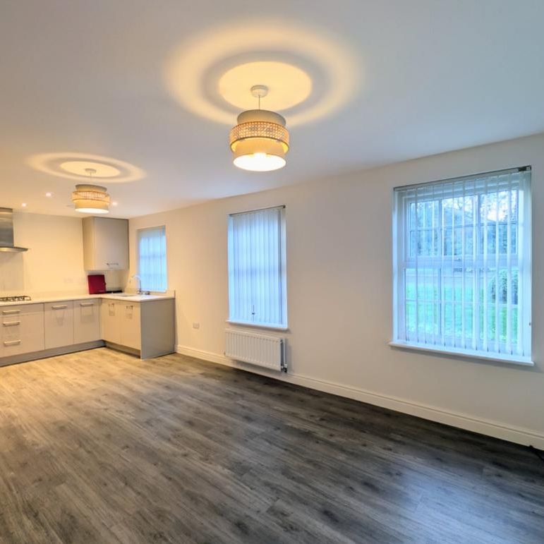 2 bedroom flat to rent - Photo 1