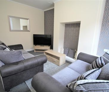 5 bedroom terraced house to rent - Photo 1