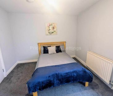 High Street, Lincoln - Photo 2