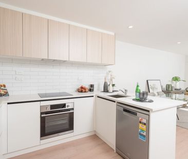 MANAGERE BRIDGE, 3 BEDROOMS - Photo 1