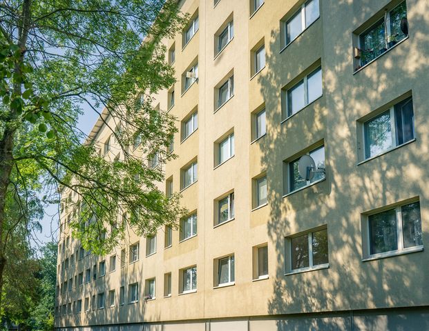 2-Raum-Erdgeschosswohnung mit offener Küche - Photo 1