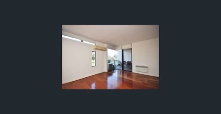 LIFESTYLE LIVING - Photo 3