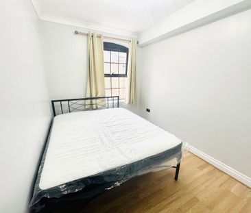 Chequers Lane, Wellingborough - Photo 3