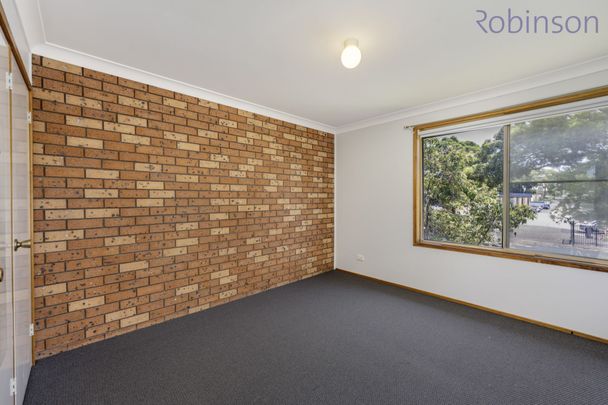 Two Bedroom Air Conditioned Town House with parking - Photo 1