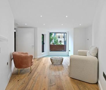 3 bedroom terraced house to rent - Photo 1