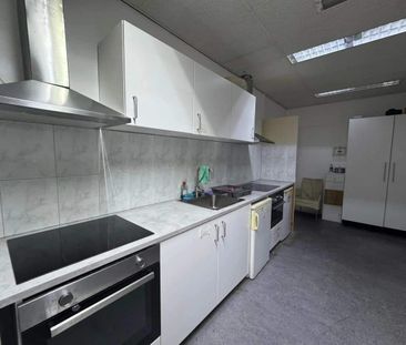 Chambre Non Meublée, Benzenraderweg, Heerlen - À Louer - Photo 2
