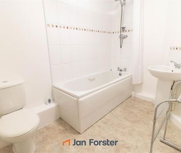 2 Bedroom Apartment - Photo 6