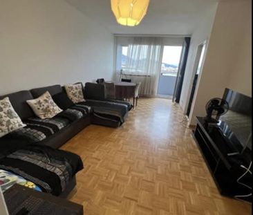 Beautiful bright apartment with balcony and unobstructed view - Photo 1