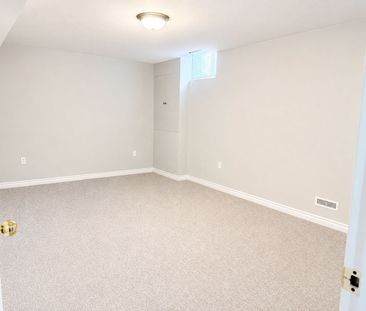 For Lease - 1387 Marshall Crescent Unit# LOWER, Milton, Ontario - Photo 6