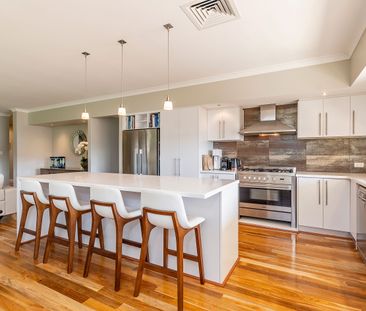 Beautiful Four Bedroom Home in Settlers Hill - Photo 5