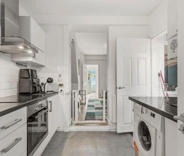1 bedroom flat to rent - Photo 5