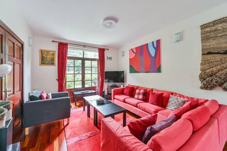 5 bedroom semi-detached house to rent - Photo 5