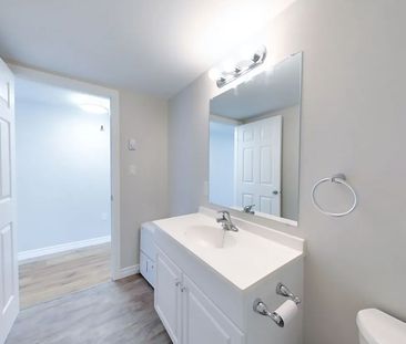 For Lease - 19 Kent Street Unit# 2, Kingston, Ontario - Photo 3