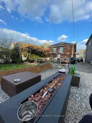 Detached Home For Lease | E8332698 - Photo 1