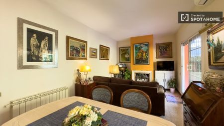 barcelona, Catalonia 08025 - Photo 2