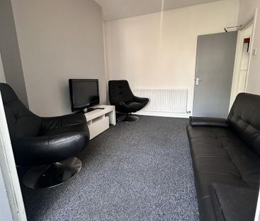 1 bedroom terraced house to rent - Photo 2