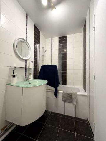 Appartement Corbeil Essonnes 2 pièce(s) 56.98 m2 - Photo 2