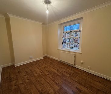 Parry Road, Morriston, Swansea, SA6 7DS - Photo 2