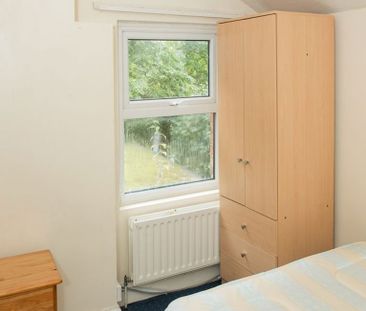 St Mary's Road, Cowley, Oxford - Photo 3