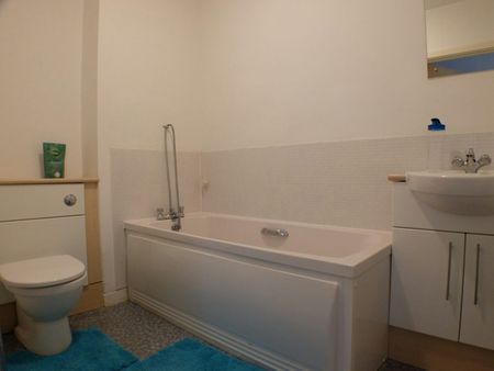 Duplex to rent on - Photo 4