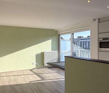 Appartement te huur in Sint-Niklaas voor € 750 met 1 slaapkamer - Photo 1