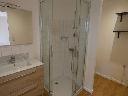 Location Appartement 2 pièces 24m² BEAUNE 21200 - Photo 5