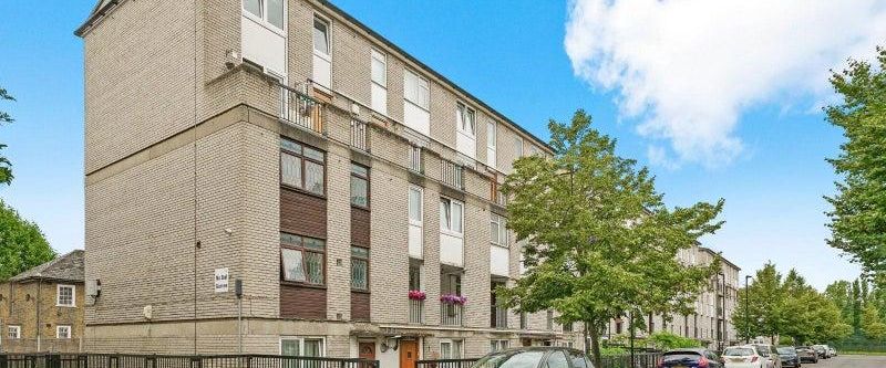 3 bedroom block of apartments to rent - Photo 1