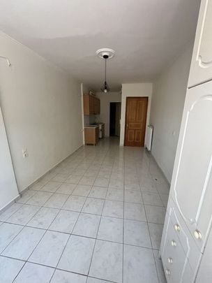 Studio/Γκαρσονιέρα για ενοικίαση Αγυιά (Πάτρα) - Photo 1